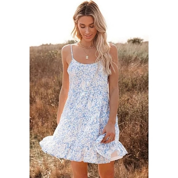 LAST ONE! Plus Size SKYE Blue Floral Mini Dress.